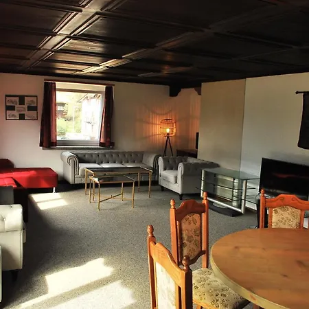 Отель With Private Bathrooms Saas im Prattigau