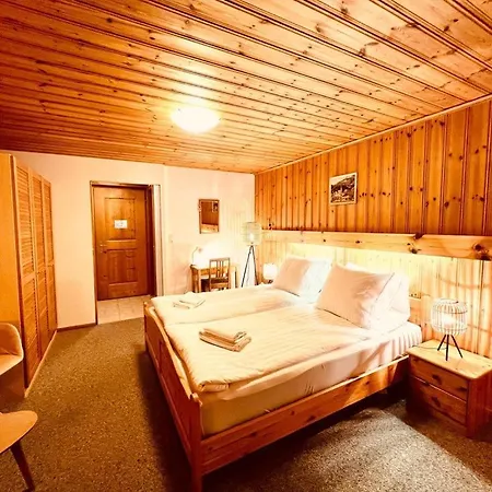Hotel With Private Bathrooms