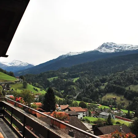 With Private Bathrooms Hotel *