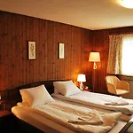 With Private Bathrooms * Saas im Prattigau